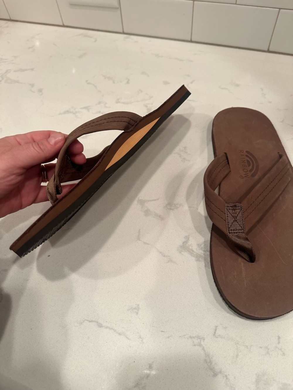NWOT Men’s rainbow sandals - Picture 5 of 5